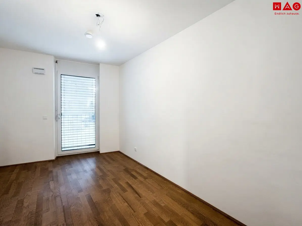 Neubau: Großzügige 3-Zimmerwohnung mit Balkon!
