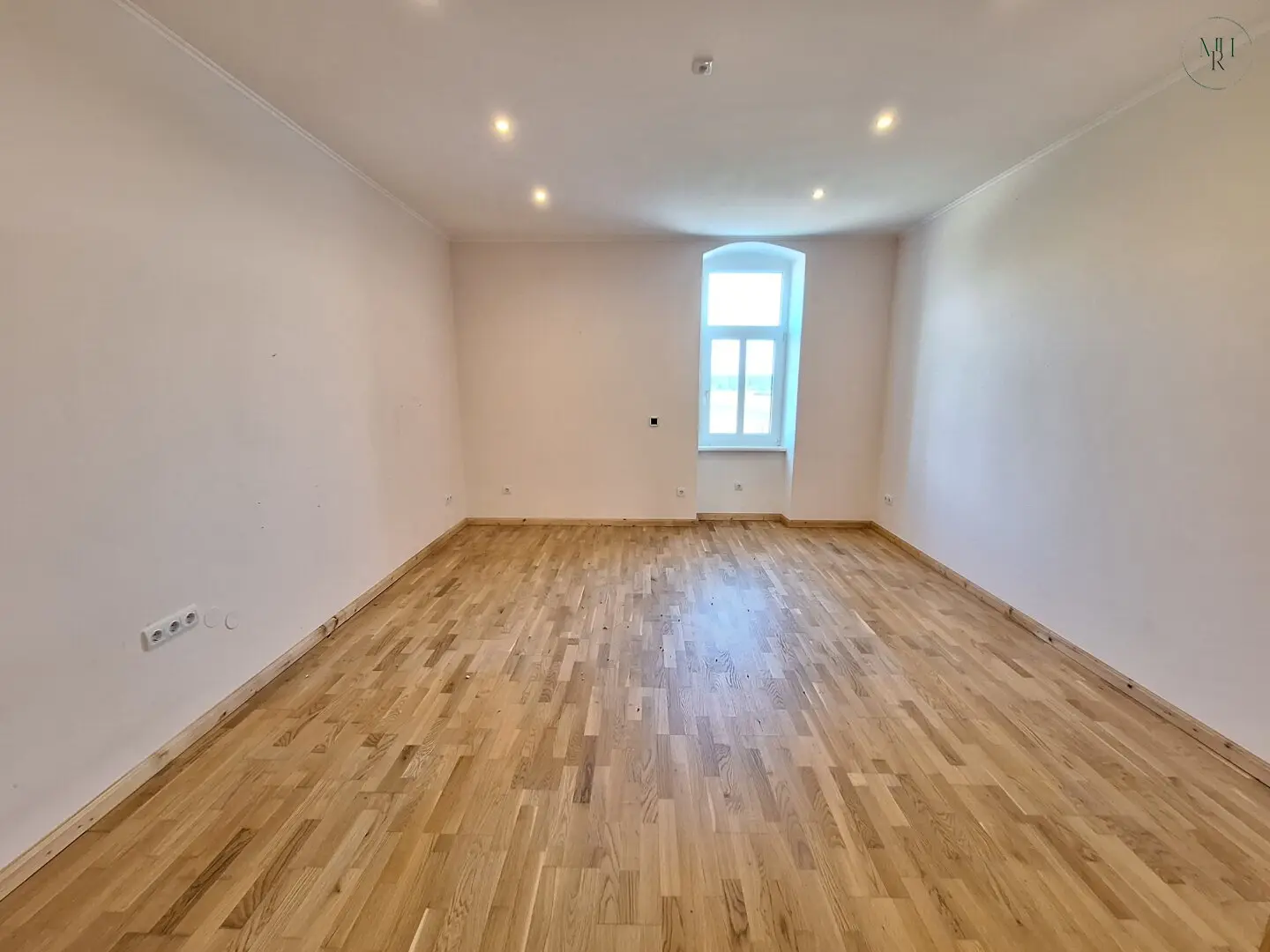 Office/Practice between Wiener Neustadt and Neunkirchen for rent