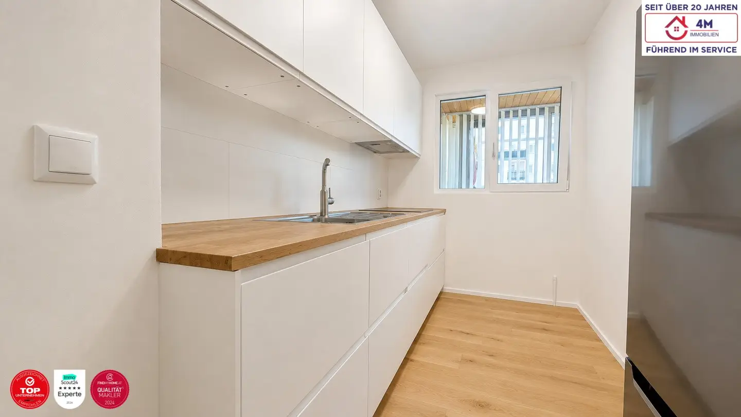 Estbezug in generalsanierter 3-Zimmer-Wohnung mit verglaster Loggia im 4.Lifstock