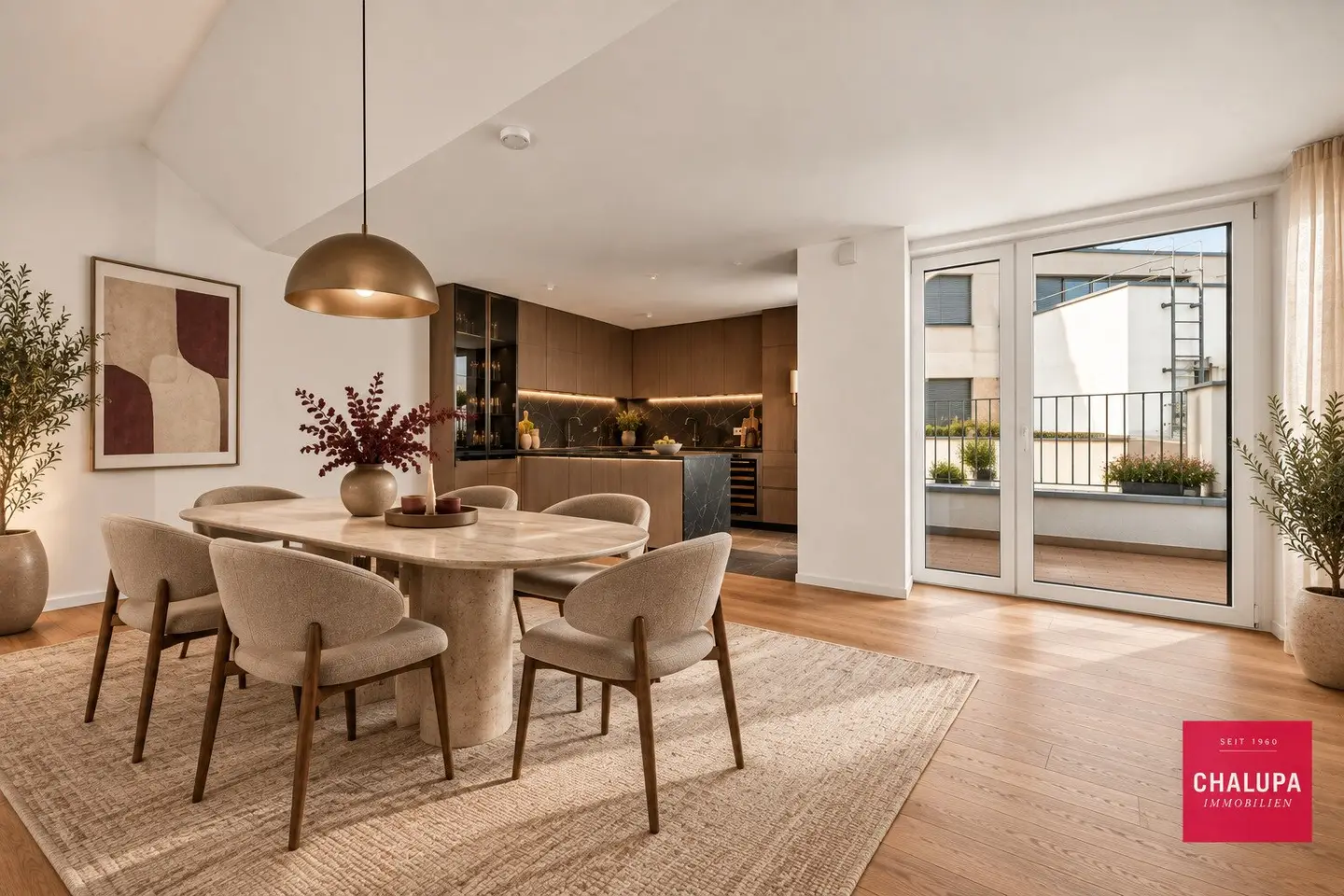 Exklusive Dachgeschoss-Maisonette mit 2 Terrassen &amp; hauseigenem Garagenstellplatz