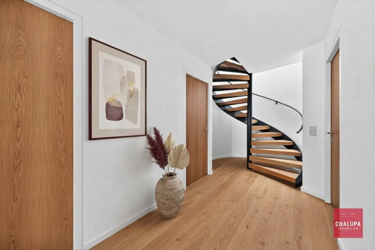 Exklusive Dachgeschoss-Maisonette mit 2 Terrassen &amp; hauseigenem Garagenstellplatz
