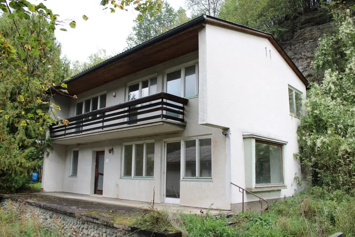 Sanierungsbedürftiges Einfamilienhaus mit Nebengebäuden in 8612 Unterort - Tragöss