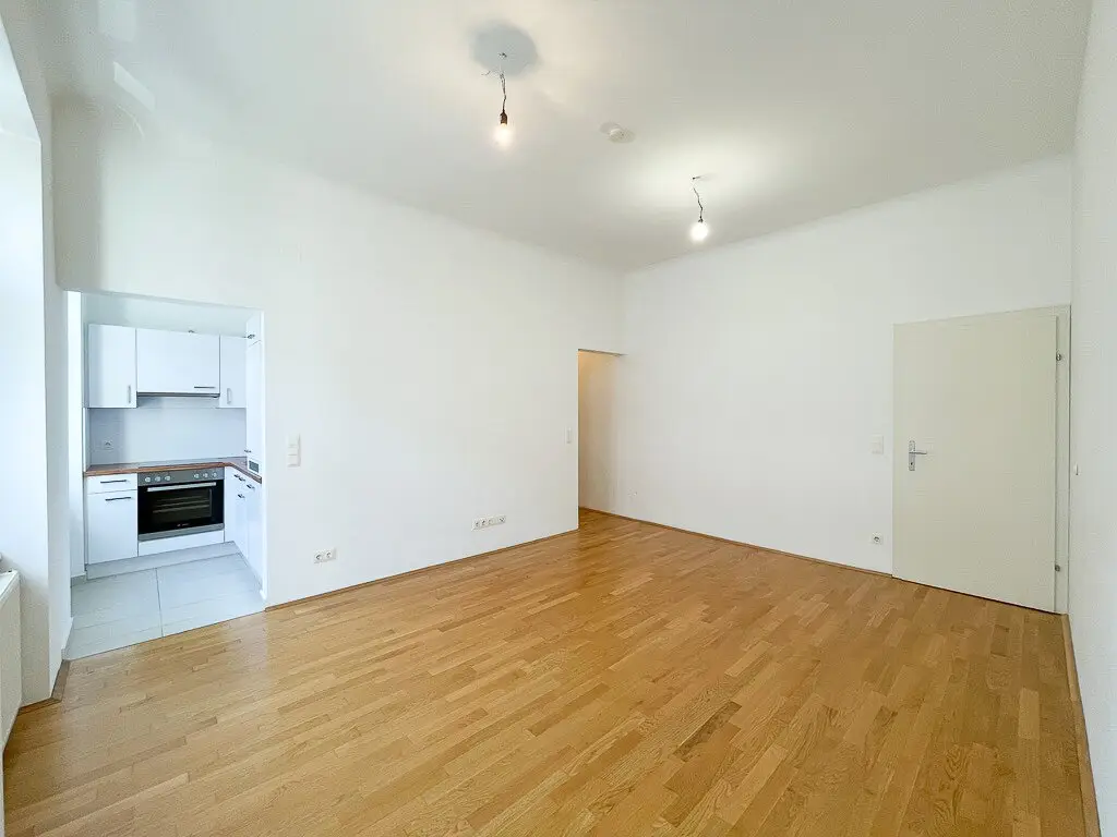 Gemütliche 2-Zi-Wohnung mit Aufzug und Badewanne in 1100 Wien