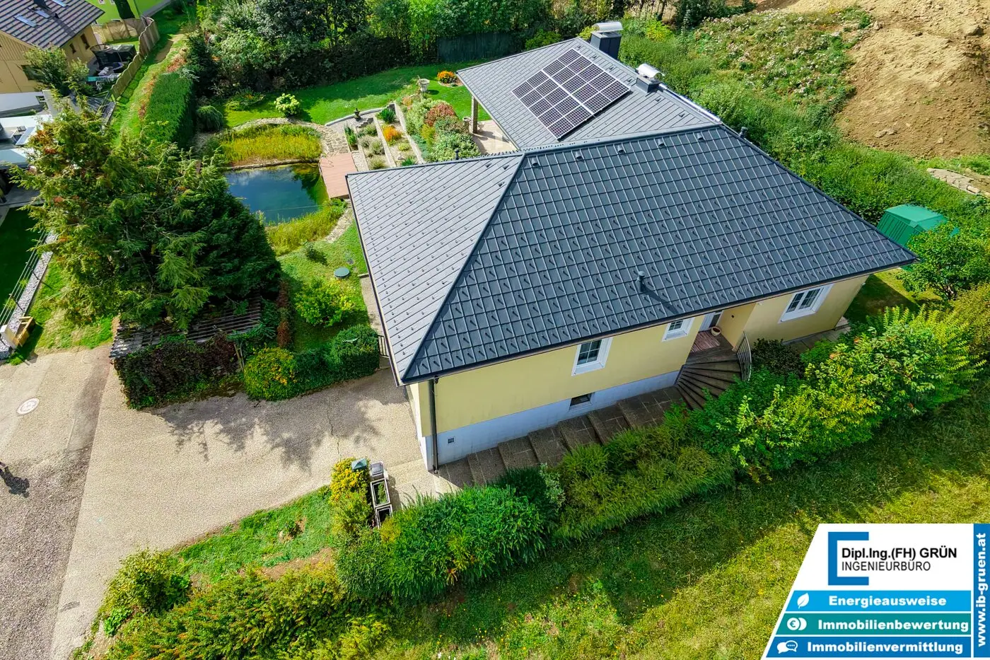 Wohnen mit Weitblick nahe Linz – Schwimmteich, PV &amp; Wärmepumpe