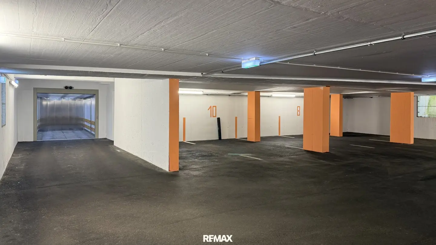Sichere GARAGENSTELLPLÄTZE in der Leifhelmgasse 10