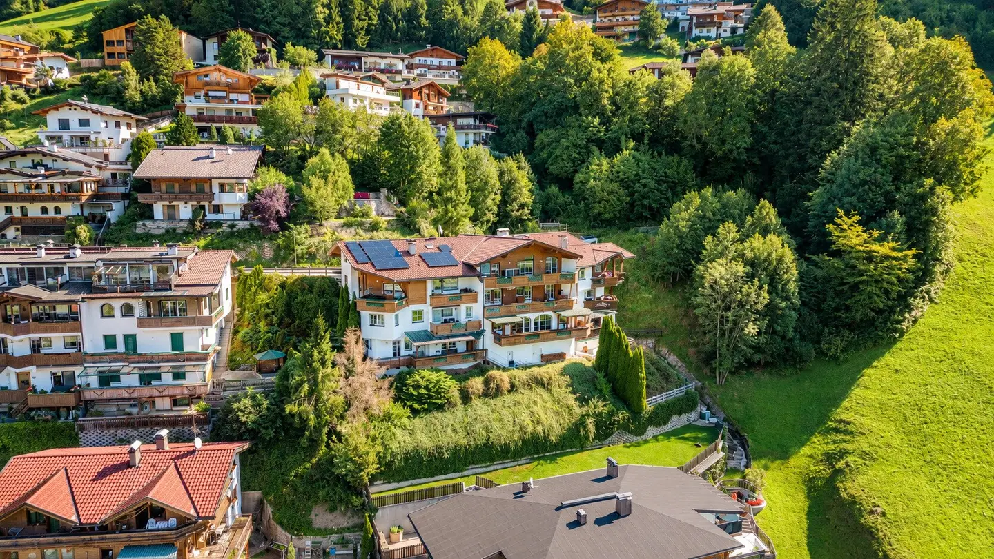 4-Zimmer-Wohnung mit zwei Balkonen und Panoramablick ins Zillertal