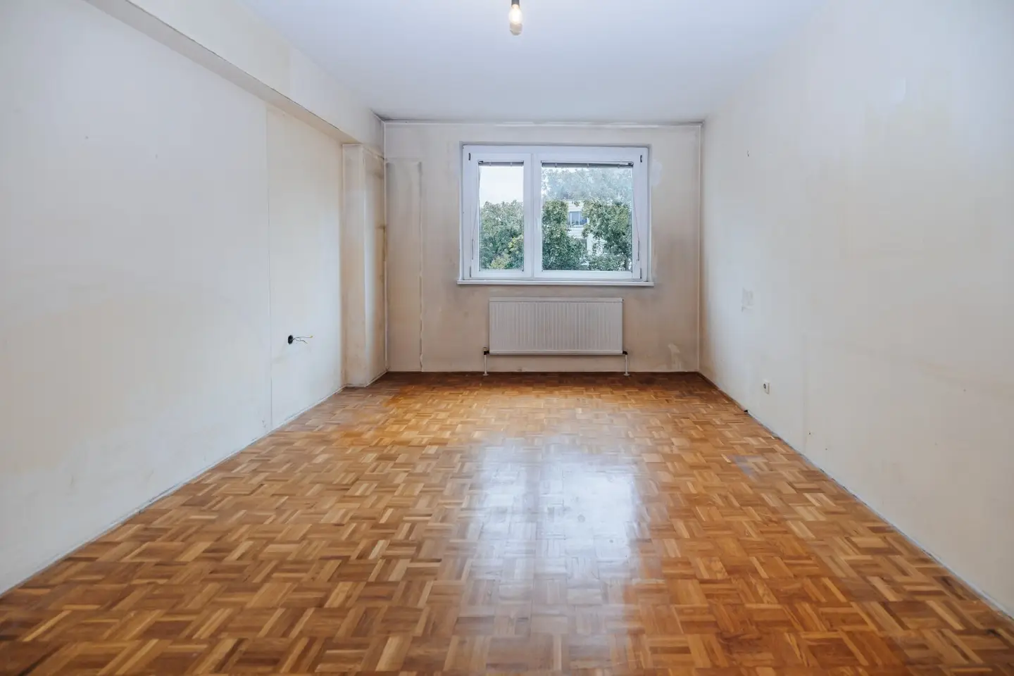 BEZIRK GEIDORF I  TIEFGARAGEN STELLPLATZ I TOP LAGE I 4 ZIMMER I 5. STOCK I LIFT I RUHELAGE I PROJEKT WOHNEN