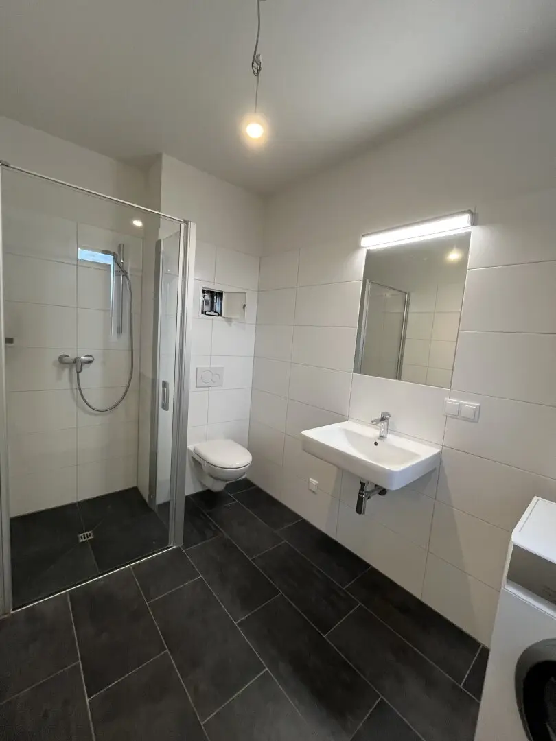 Commission-free - New build 2-room apartment in central location near the city centre with balcony