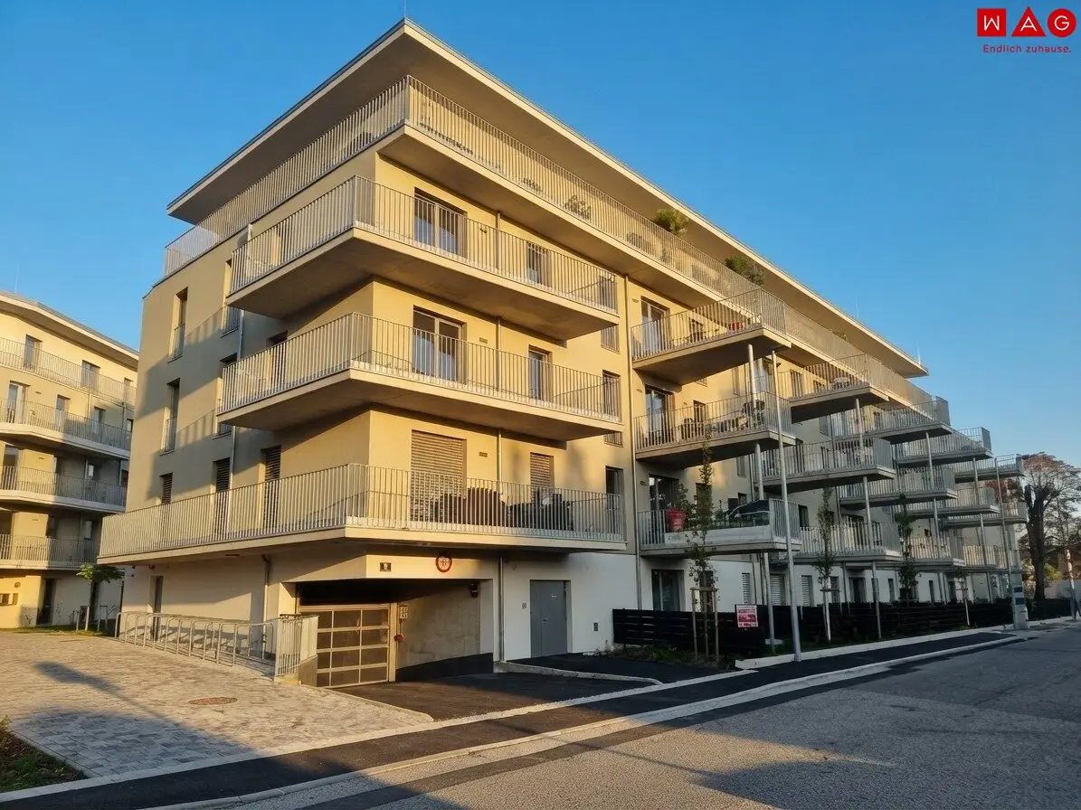 Interesting 3-room penthouse apartment!