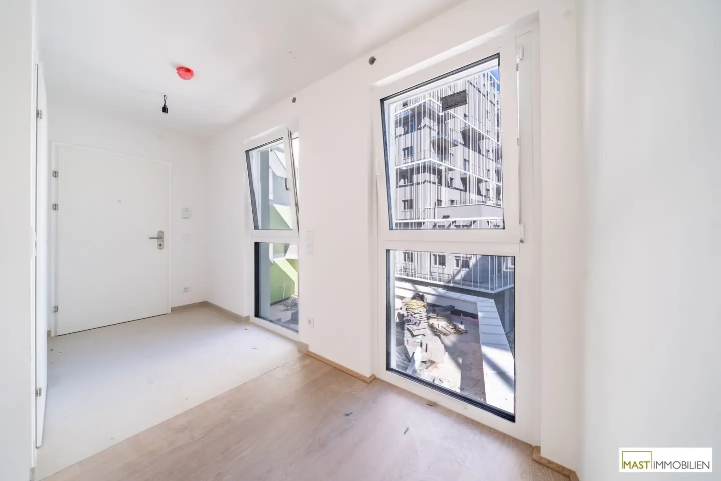 *NEU* 2-Zimmer Wohnung ab Dezember!