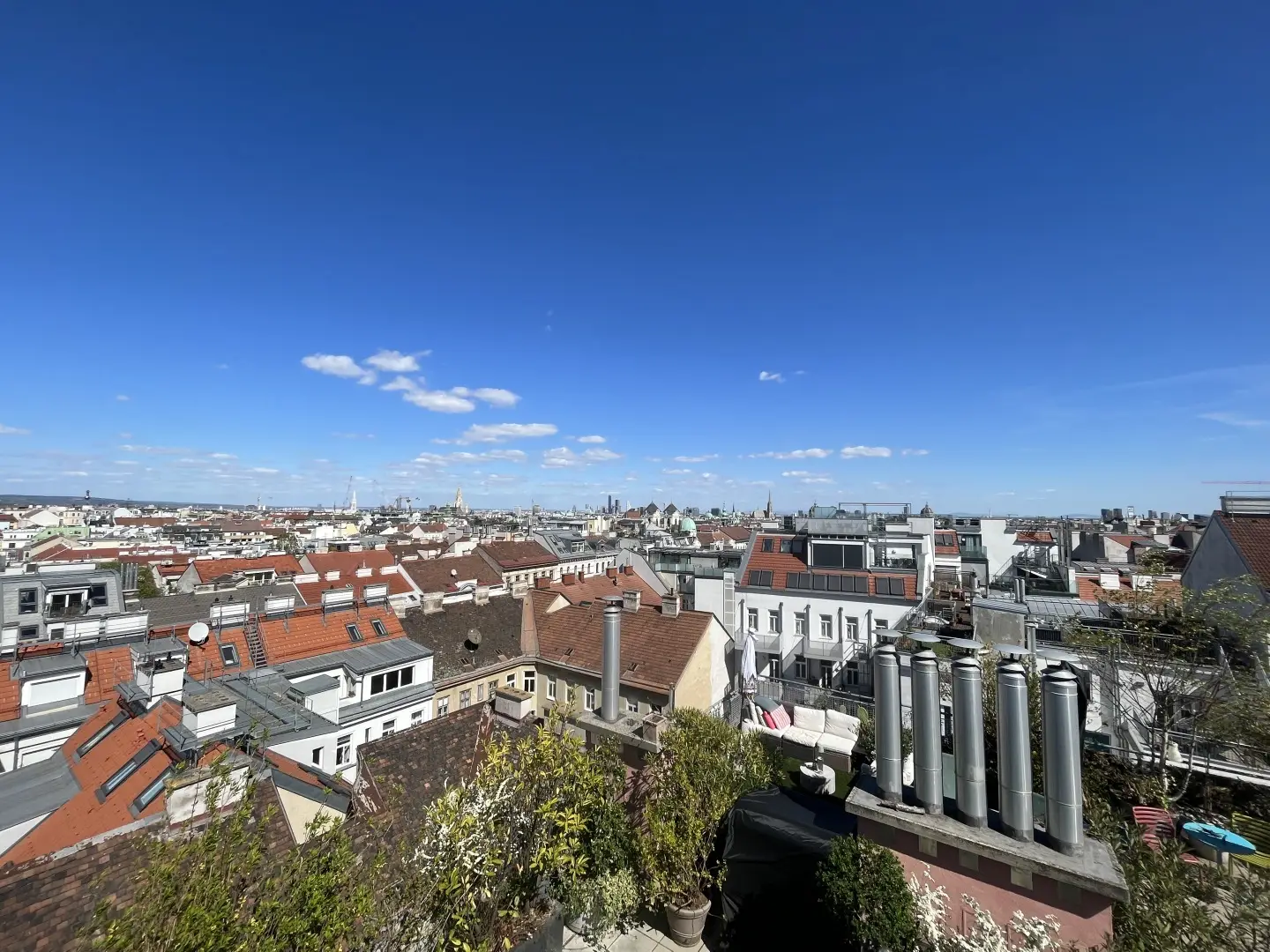 Dachgeschosswohnung with roof terrace and Stephansdom view