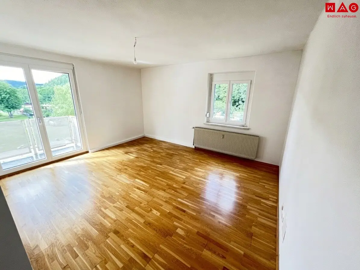 2-Zimmer Wohnung mit Balkon im Grünen
