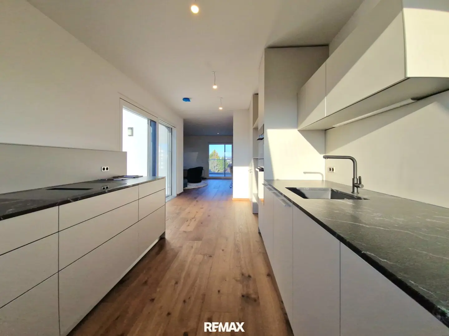 Luxurious 4-room apartment | High-quality new build project at the foot of Bisamberg