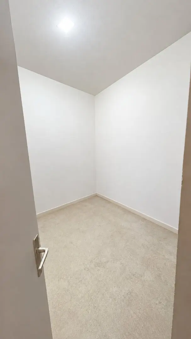 Renovated 2-room period apartment in prime location of Favoriten