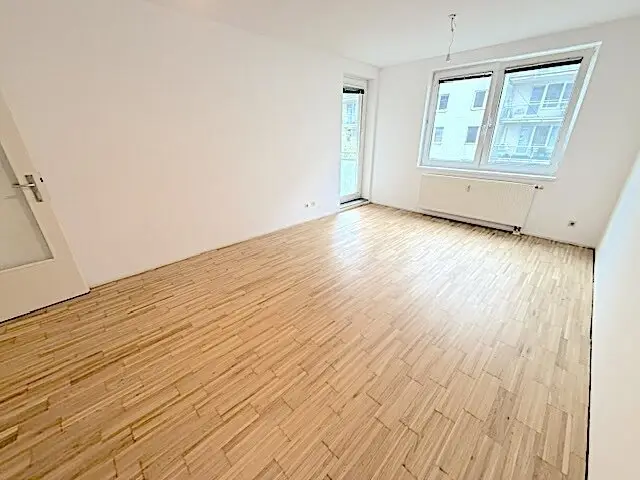 PROVISIONSFREI VOM EIGENTÜMER! INNENHOFLAGE! 2-ZIMMER WOHNUNG MIT LOGGIA IN DER FORSTHAUSGASSE!