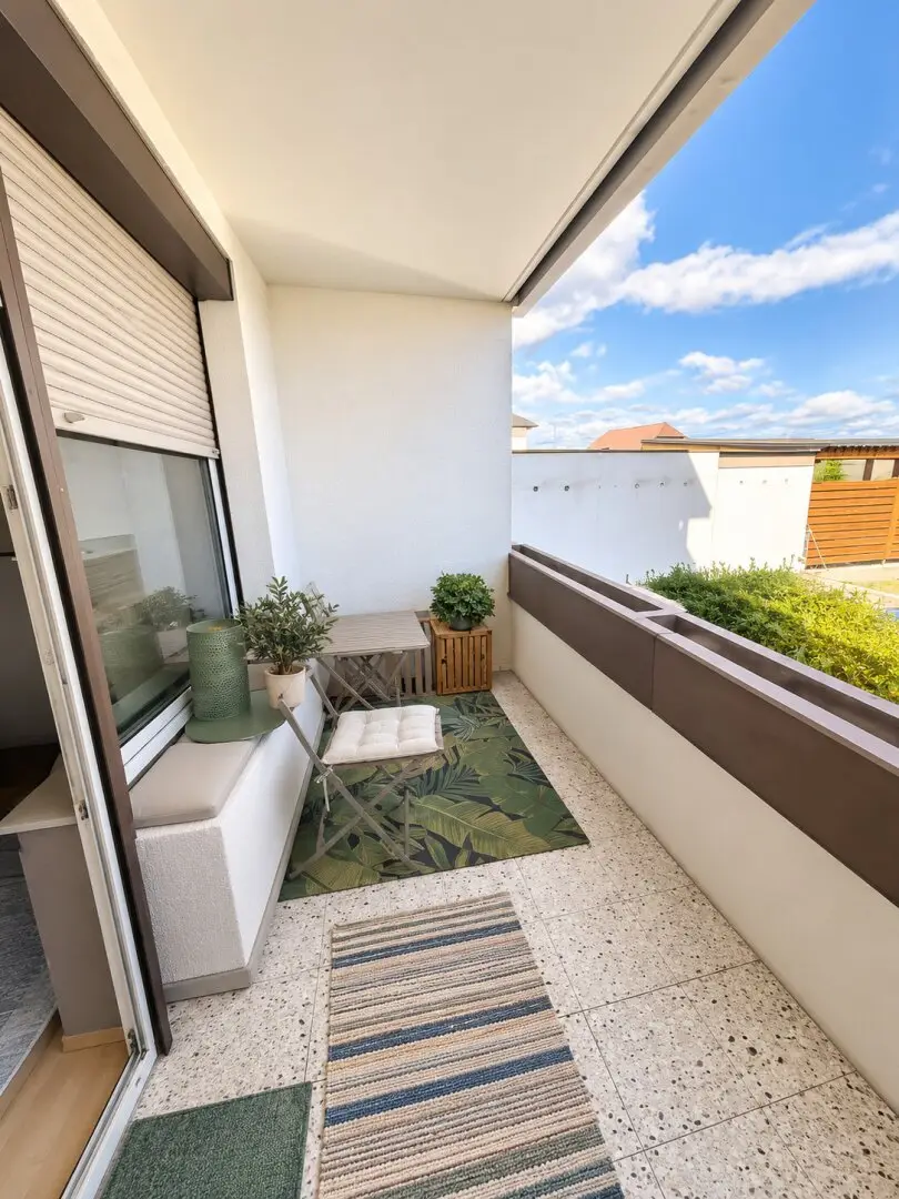 Bright 4-room apartment with outdoor area, 2 parking spaces &amp; communal garden in Gföhl