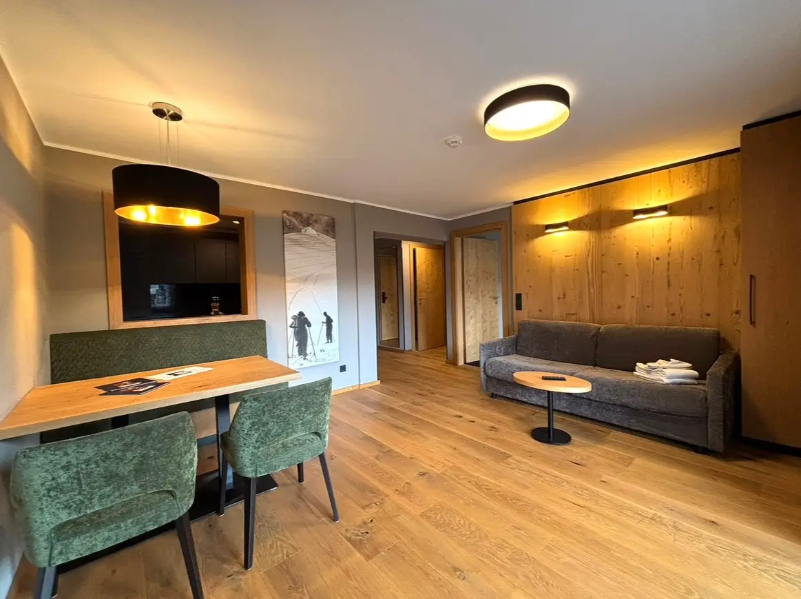 Vollausgestattete Wohnung mit Sauna und Westlage