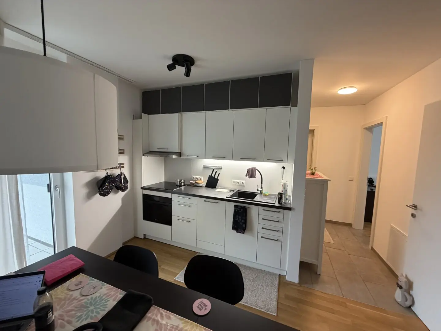 Currently still rented terrace apartment in the center