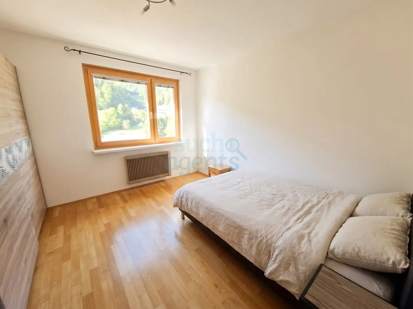 Bright apartment with loggias and underground parking