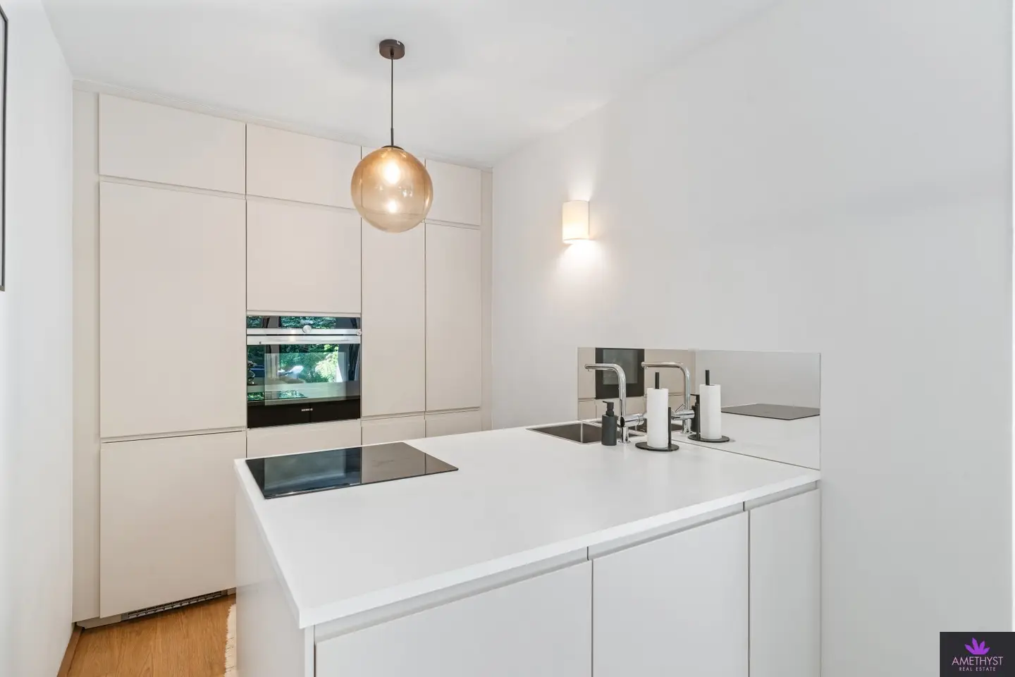 Exceptionally beautiful modern garden apartment in Gersthof – low-energy standard, 2 terraces, garden &amp; underground garage