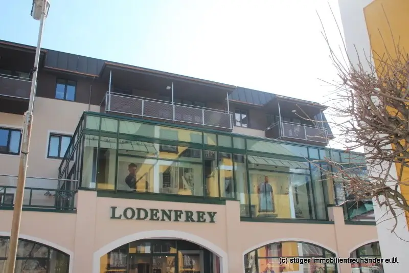 Bad Ischl: 2 Zimmer Wohnung mit Loggia und Terrasse - Top 9