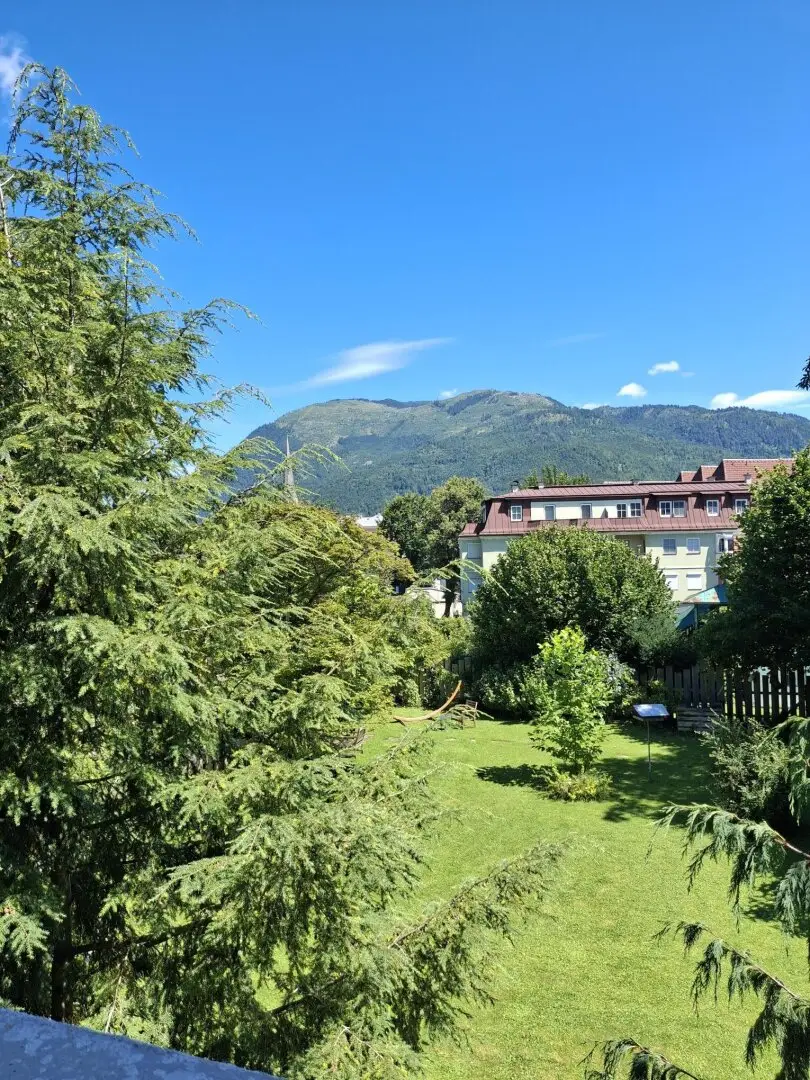 Bad Ischl: 2 Zimmer Wohnung mit Loggia und Terrasse - Top 9
