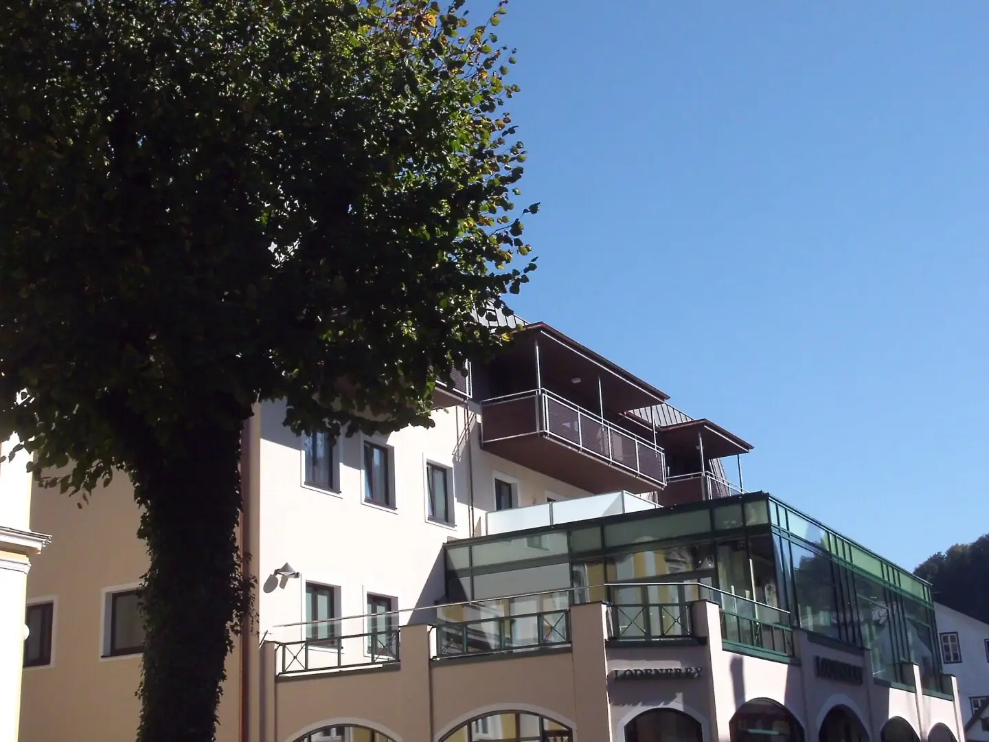 Bad Ischl: 2 Zimmer Wohnung mit Loggia und Terrasse - Top 9
