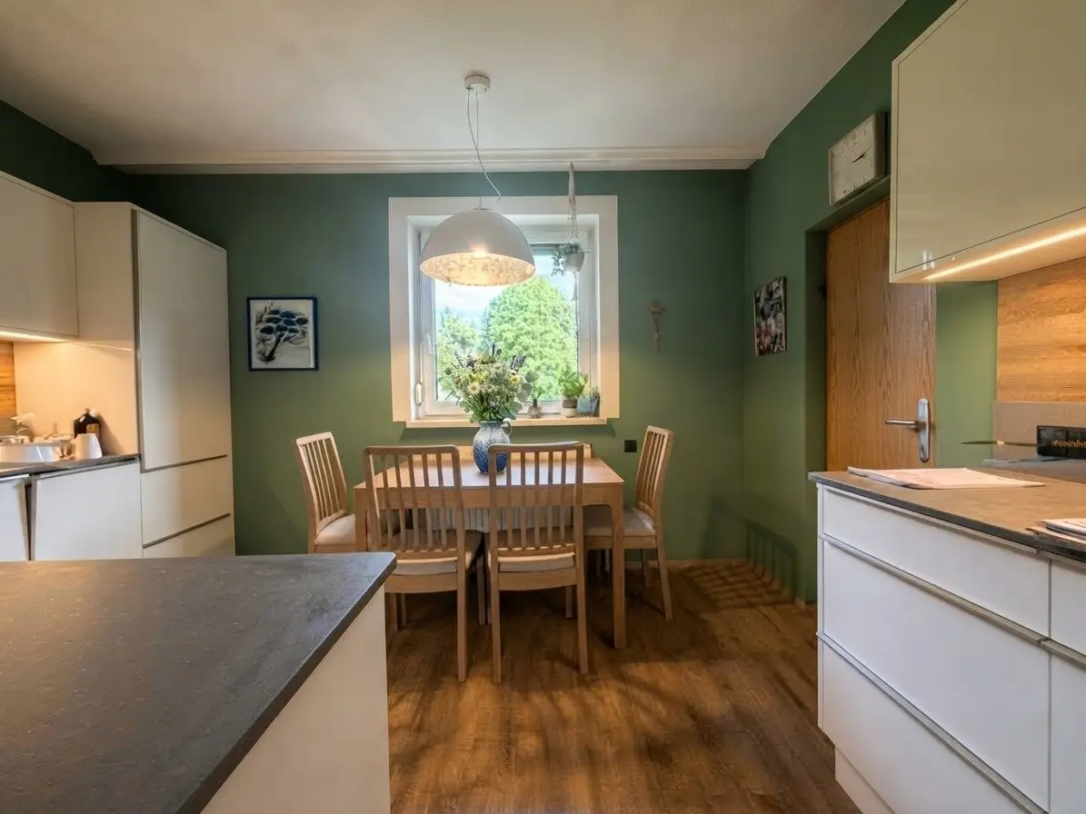 Wattens: Spacious 3-room apartment in popular residential area – corner location, elevator and lots of greenery
