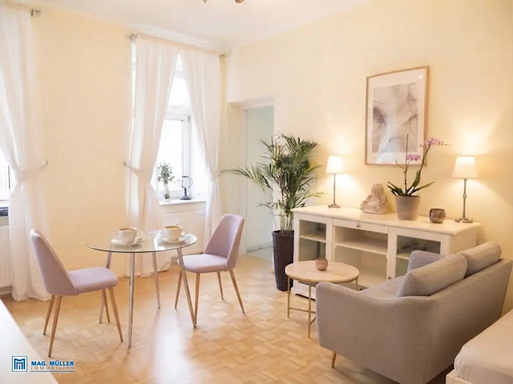 Near the Andräviertel! Light-filled studio apartment with turn-of-the-century flair - rented until 31.12.2027