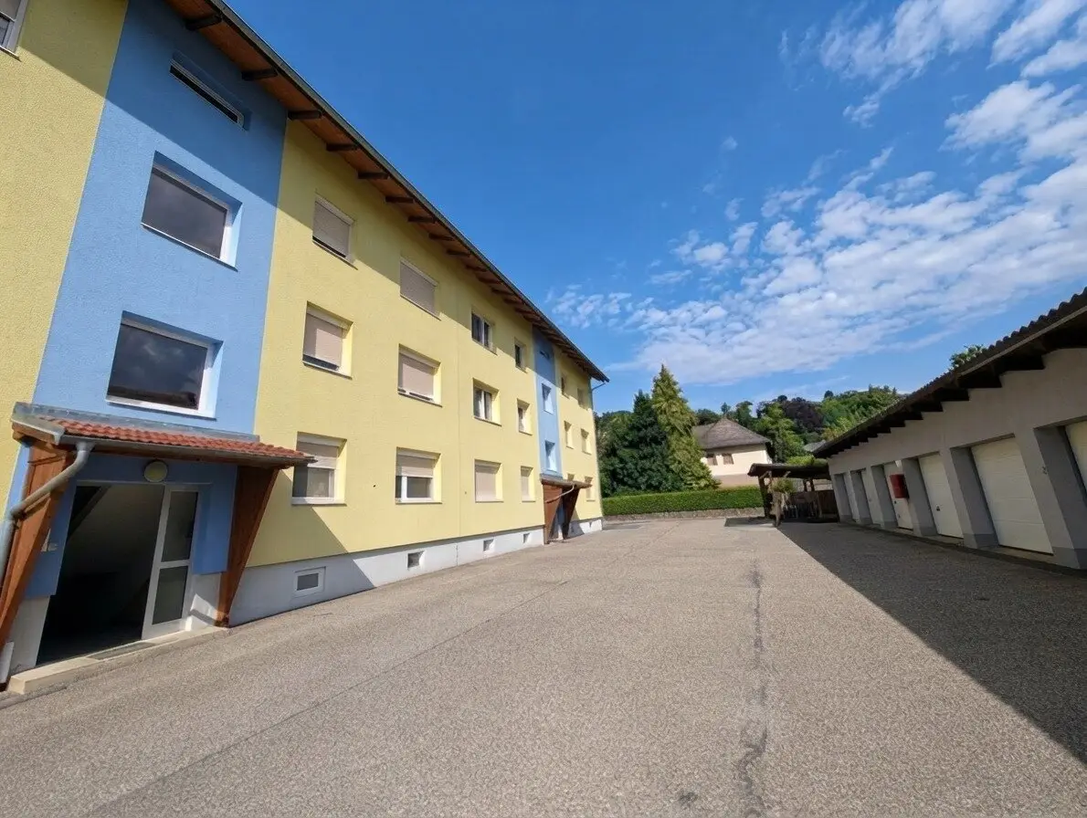 3 Zimmerwohnung mit Balkon und Garage in Deutschfeistriz