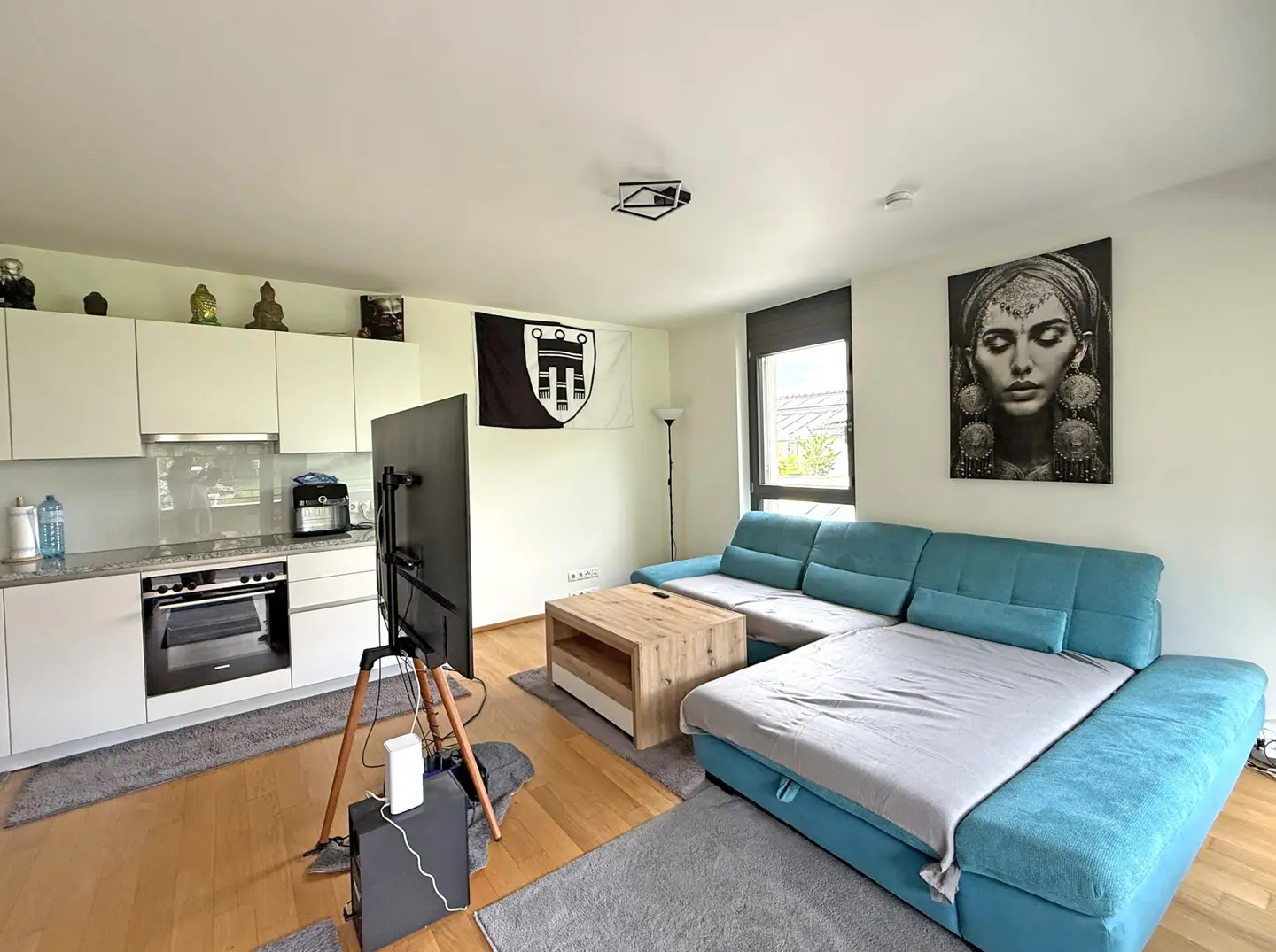 Tenanted Wohnung in quiet central location with underground parking