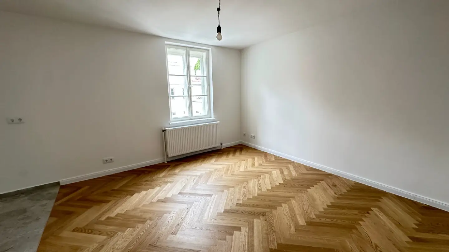 Erstbezug Altbauwohnung in zentraler Lage nahe Haus des Meeres