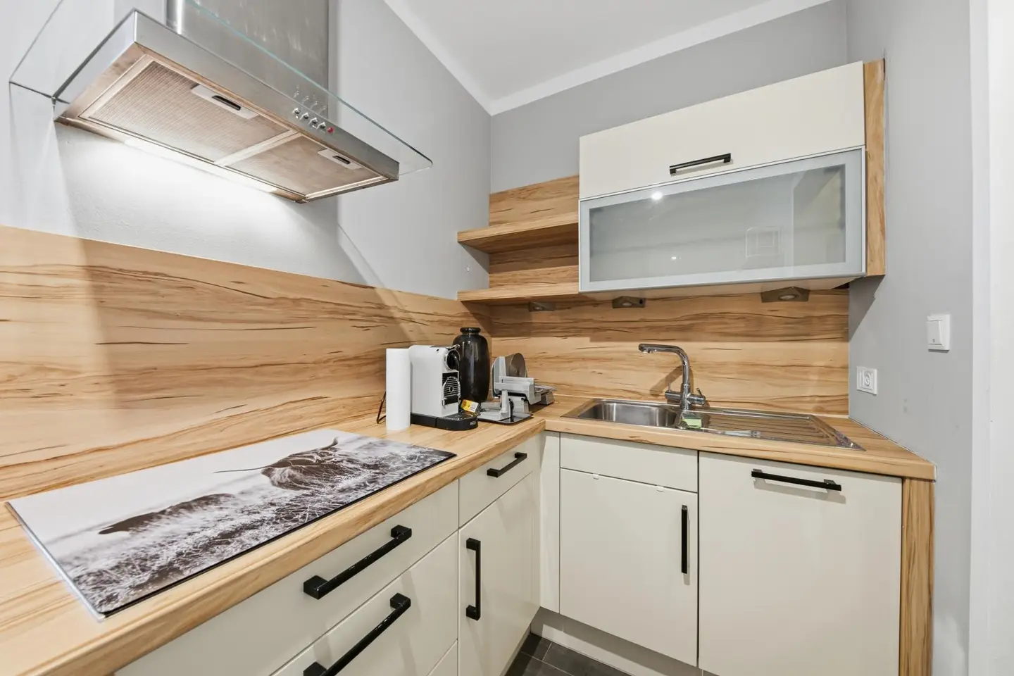 Lichtdurchflutete Wohnung mit Terrasse und Tiefgarage