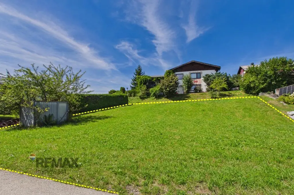 Quiet building plot in nature close location Wohnung