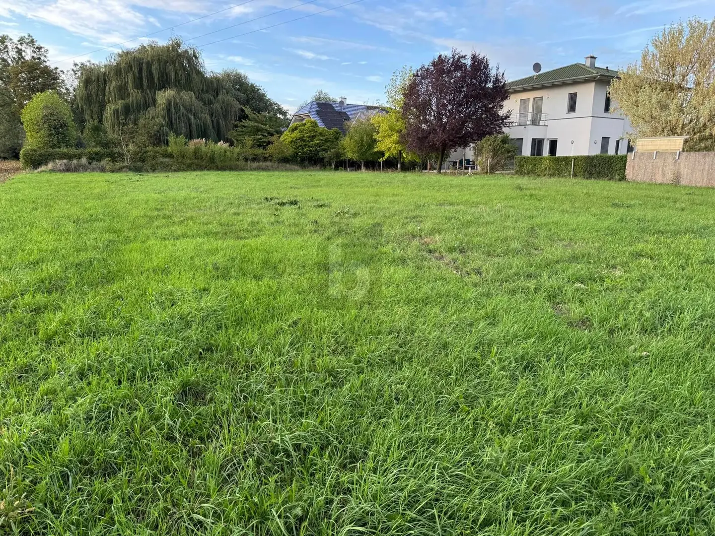 Quiet nature oriented Wohnung with garden potential