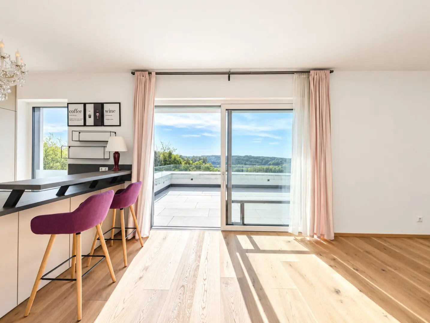 Exklusives Penthouse mit 39 m² Terrasse nähe Graz