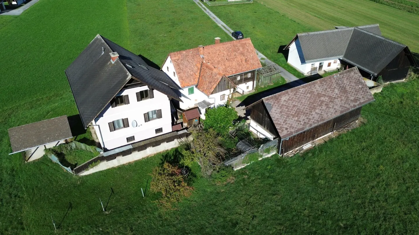 Tolle Kleinlandwirtschaft in besonders sonniger und ruhiger Lage