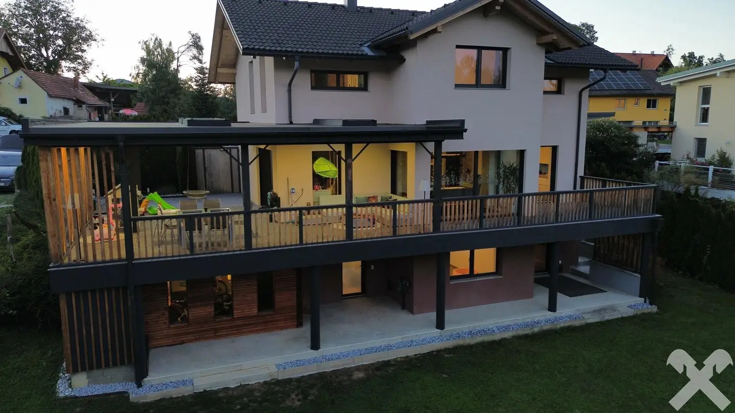 Südostlage mit großem Terrassenbereich Familienwohnung