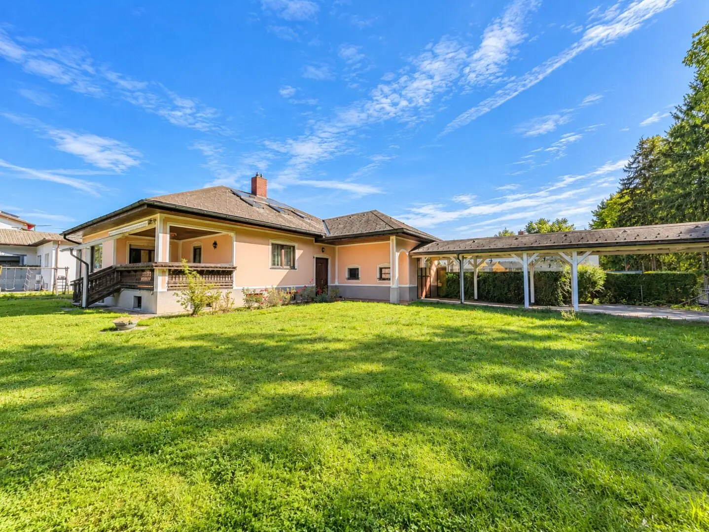 Sonniges Haus direkt am Waldrand in Seiersberg-Pirka