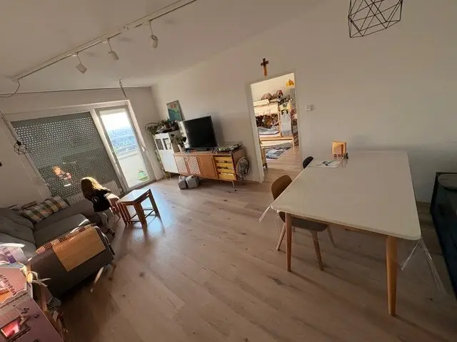 Dreamlike 3-room apartment with 89 m² and panoramic view on the 11th floor in Wels