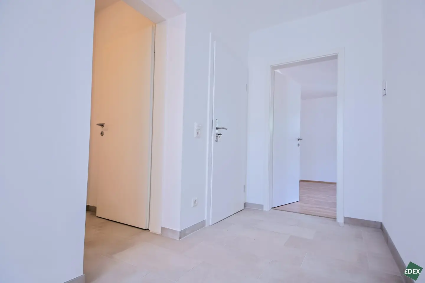 Core-renovated condominium in prime location of Ebensee am Traunsee - Top 5