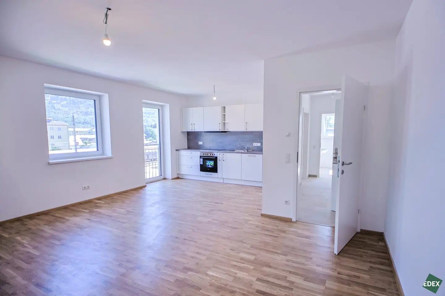 Core-renovated condominium in prime location of Ebensee am Traunsee - Top 5