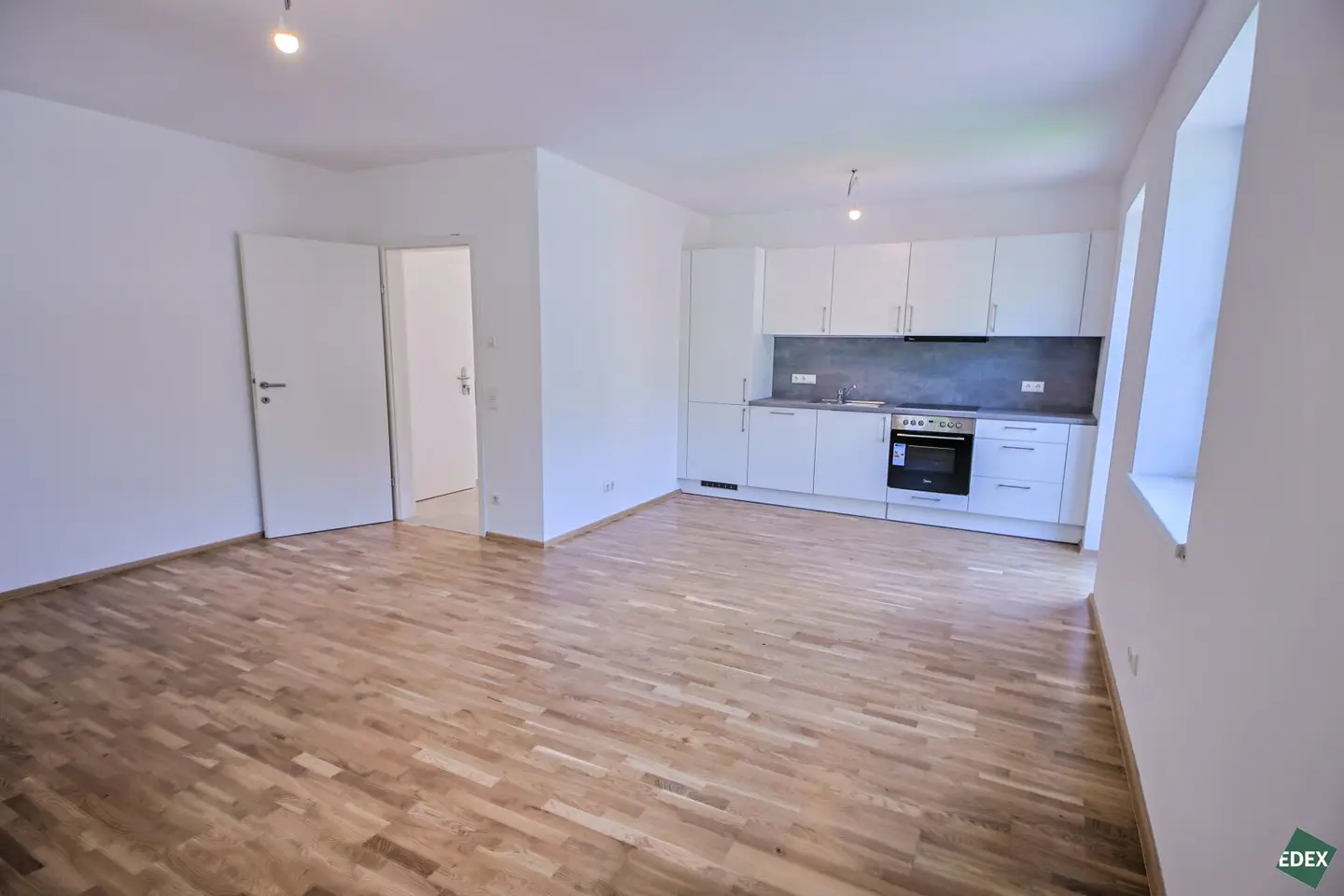 Core-renovated condominium in prime location of Ebensee am Traunsee - Top 6