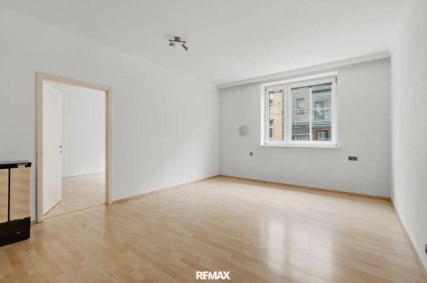 Charming 2-room apartment in 1210 Vienna Renovation Project