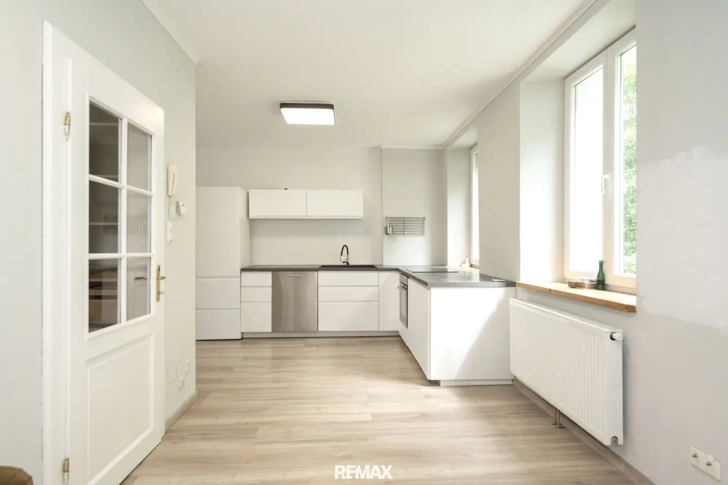 NEUER PREIS! Gepflegte 4-Zimmer-Wohnung mit Küche in grüner Ruhelage von Steyr!