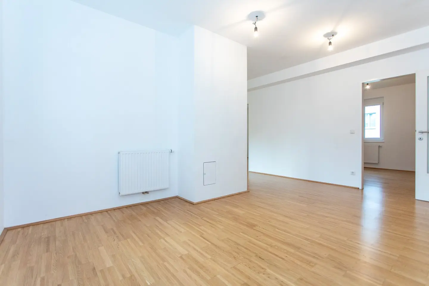 2 Wohnzimmer