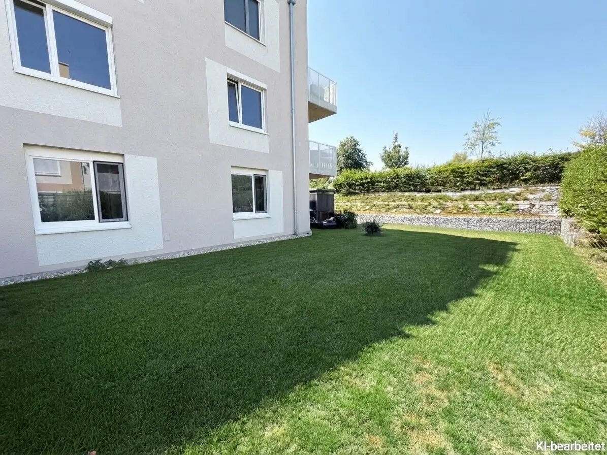 Living with Outdoor Space – modern 2-room apartment with private garden