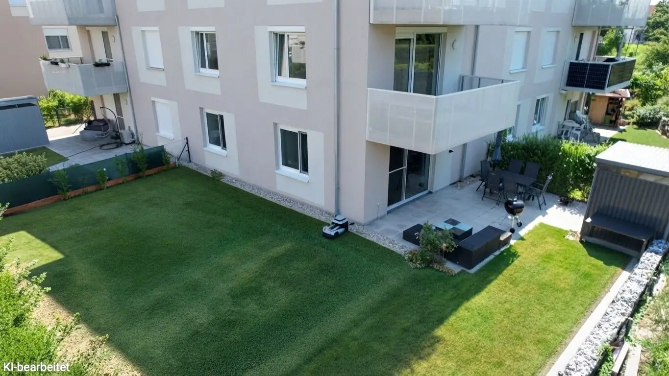 Living with Outdoor Space – modern 2-room apartment with private garden