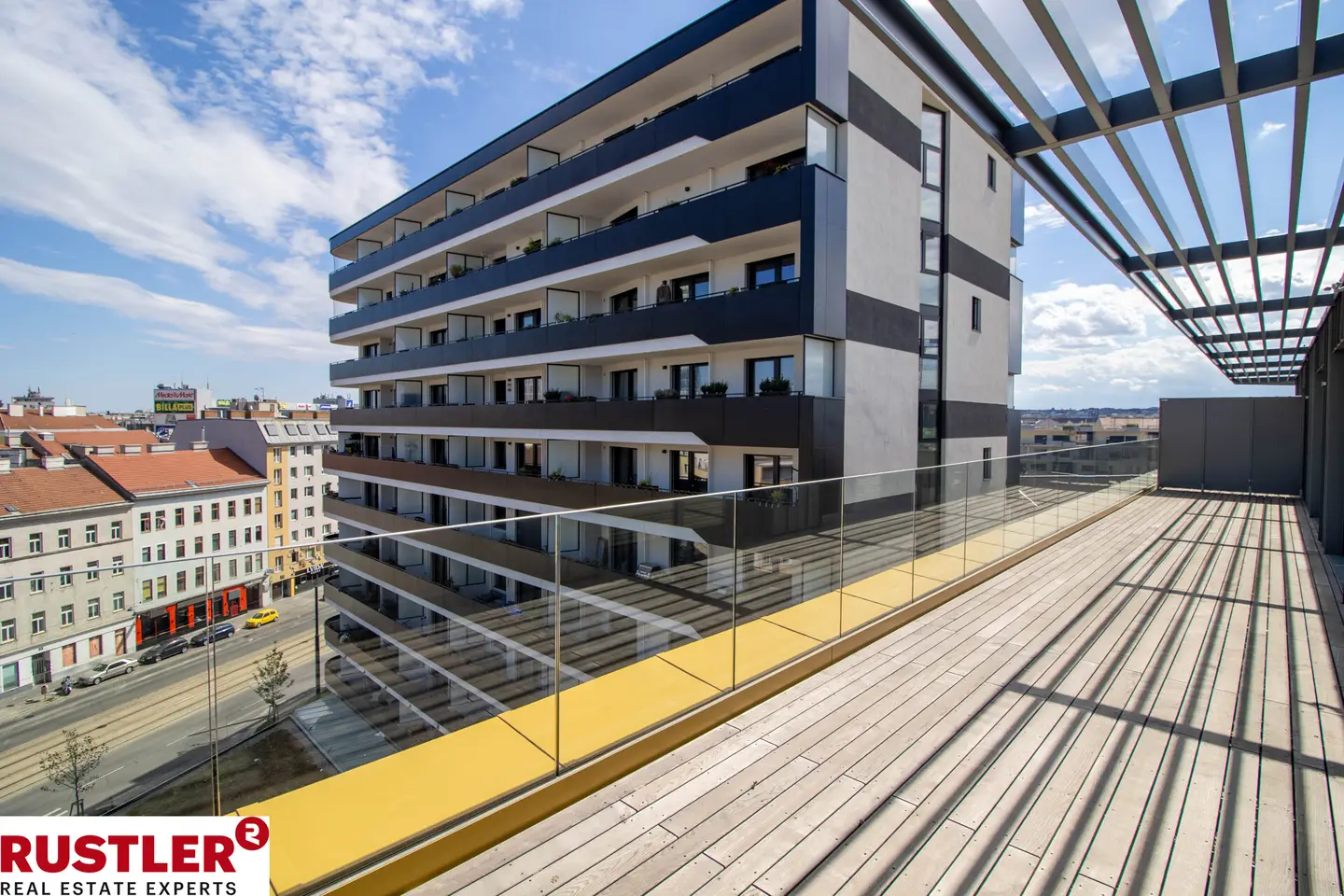 Maisonettewohnung bright and airy with large roof terrace