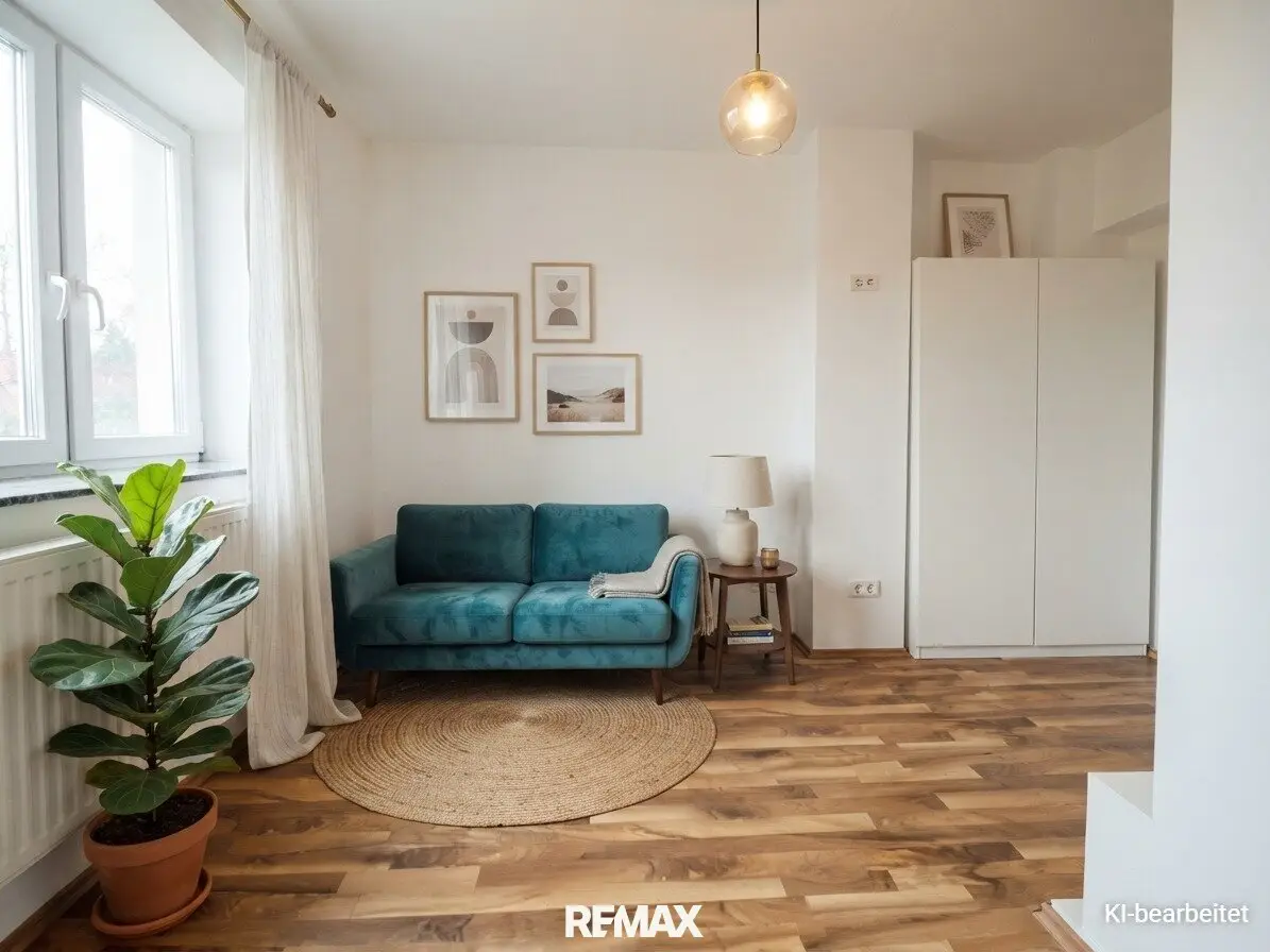 Well-kept mini apartment with bathroom in central location Room 10! Near BMW, SKF!!!